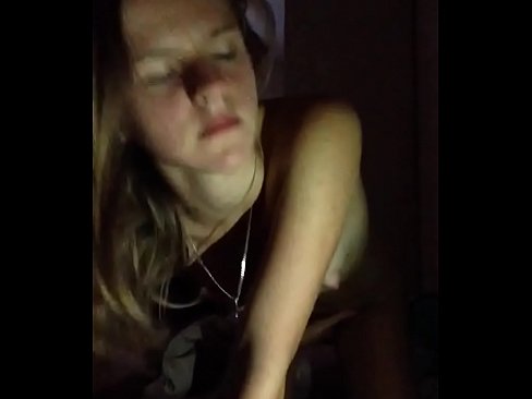 ❤️ Een meisje masturbeert en komt klaar Porno at us ❌️ ❌️❤